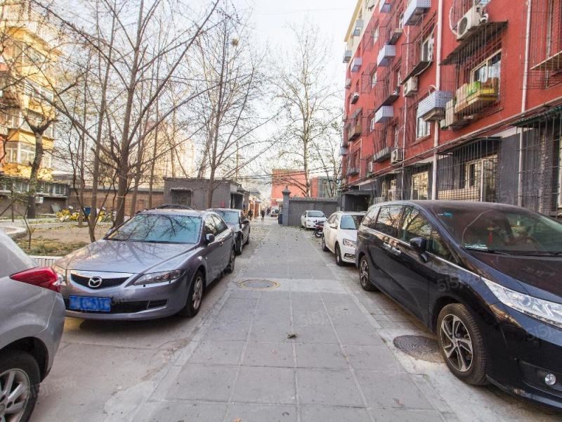 西城區(qū)長椿街附近小區(qū)街道空調(diào)清洗